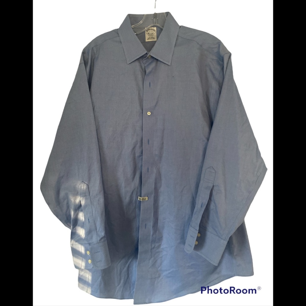 Brooks Brothers Regent DRESS UP or DOWN shirt
